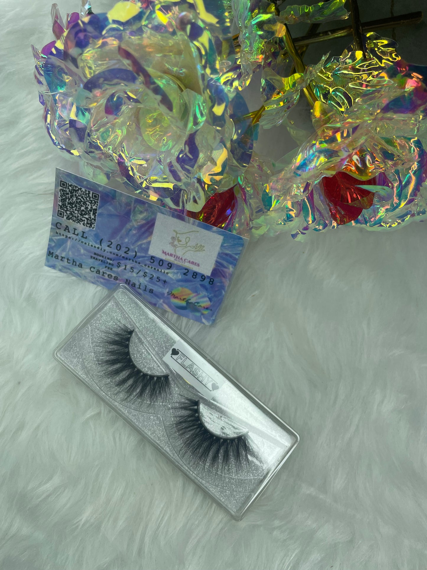 Flashy Lashes